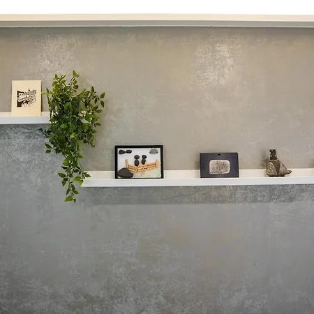 Tony's Place Appartement *