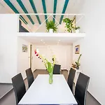 Tony's Place 아파트