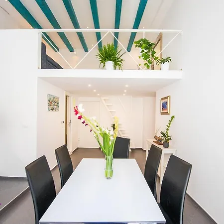 Tony's Place Apartment