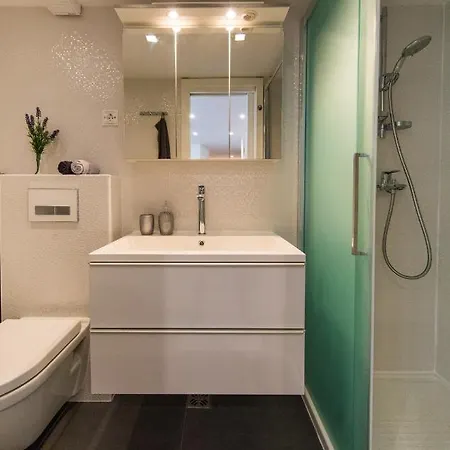 Tony's Place Apartman *