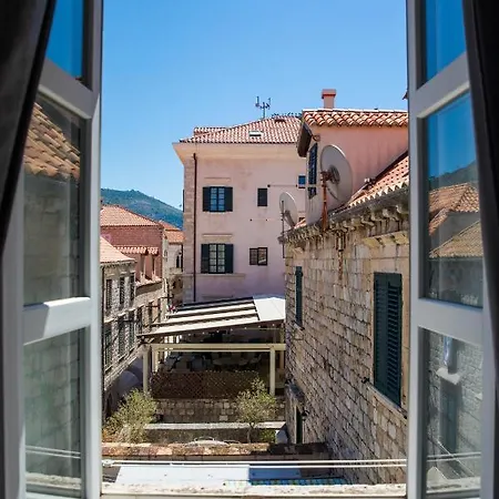 Tony's Place アパート *